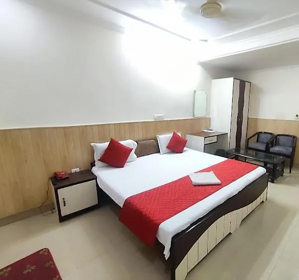 Dup Hotel Agra  4*, Agra (Uttar Pradesh)